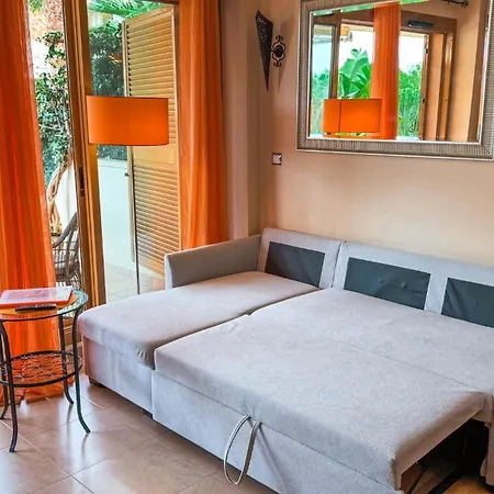 Luxury Boutique 1bd W Garden - Pet Friendly! Hébergement de vacances *
