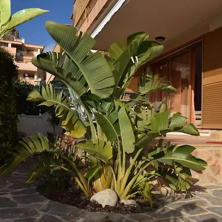 Luxury Boutique 1bd W Garden - Pet Friendly! *