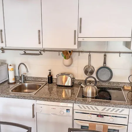Holiday home Luxury Boutique 1bd W Garden - Pet Friendly! *